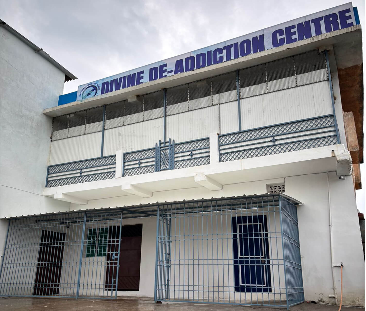 drug rehab,affordable rehab centers,best rehab facility,how to choose a rehab center,how to stay sober after rehab,outpatient therapy after rehab,what happens during inpatient rehab,rehab vs detox differences,substance abuse treatment